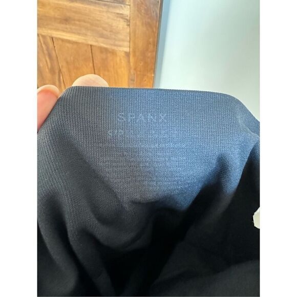 SPANX Ecoa are Seamless Black Camo Leggings, Women’s Small - Picture 9 of 9